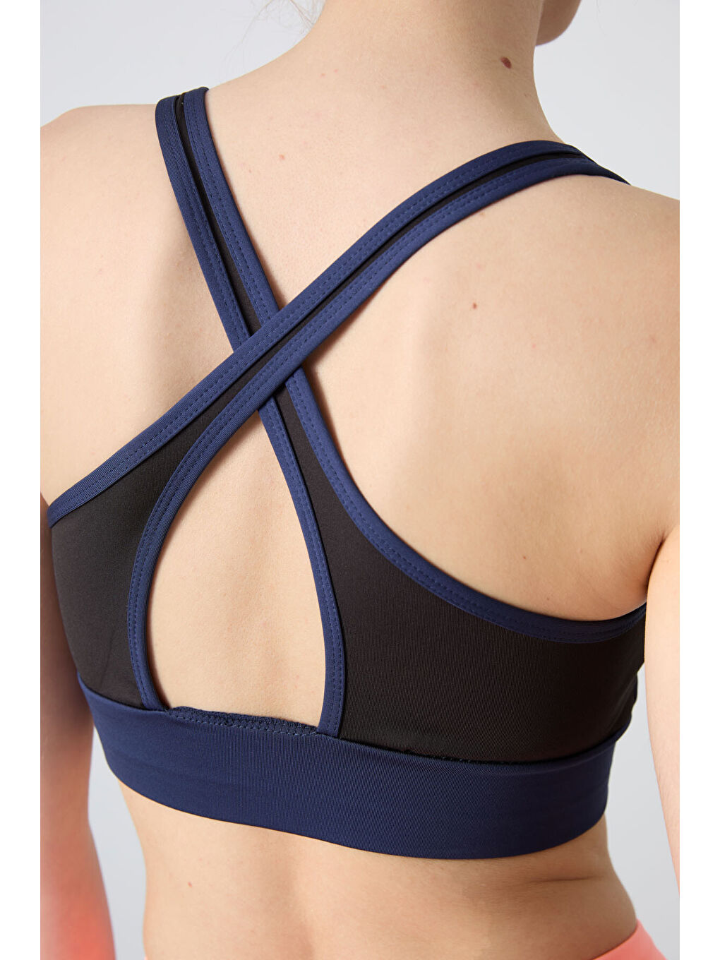 İndigo Çapraz Sırt Detaylı Slim Fit U Yaka Pedli Kadın Spor Büstiyer - 97121-3