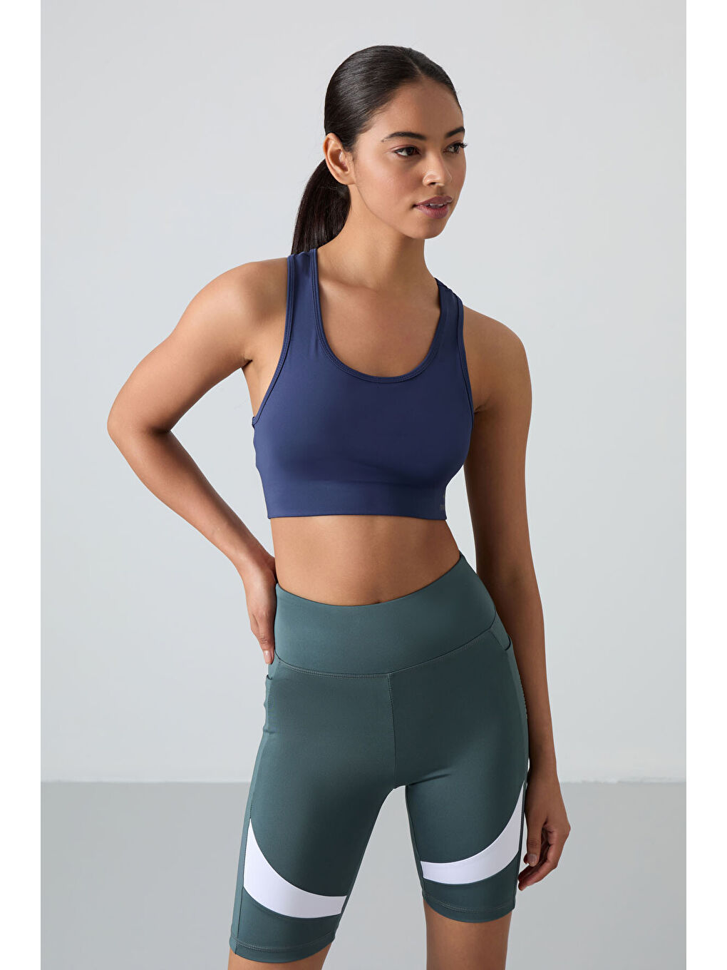 İndigo Sırt Detaylı Dar Kalıp U Yaka Kadın Spor Büstiyer - 97120-3