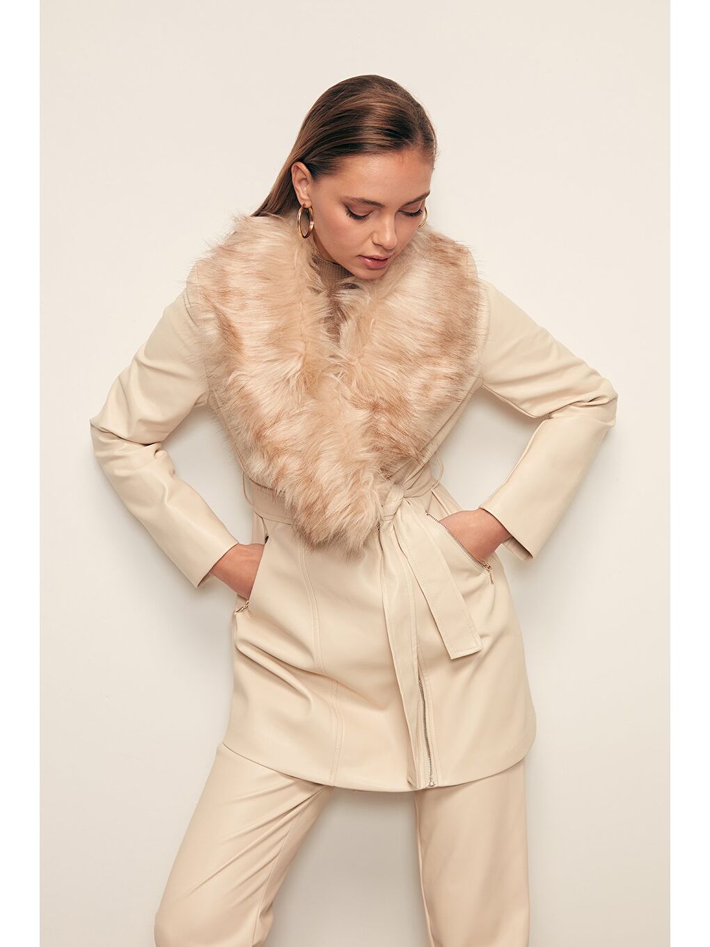 Bej Kürk Detaylı Deri Ceket - Taş-4
