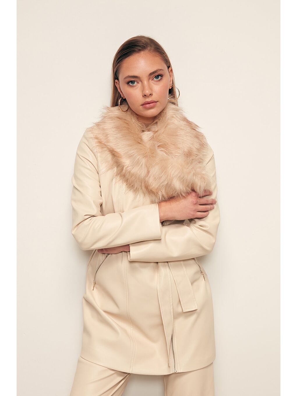 Bej Kürk Detaylı Deri Ceket - Taş-5