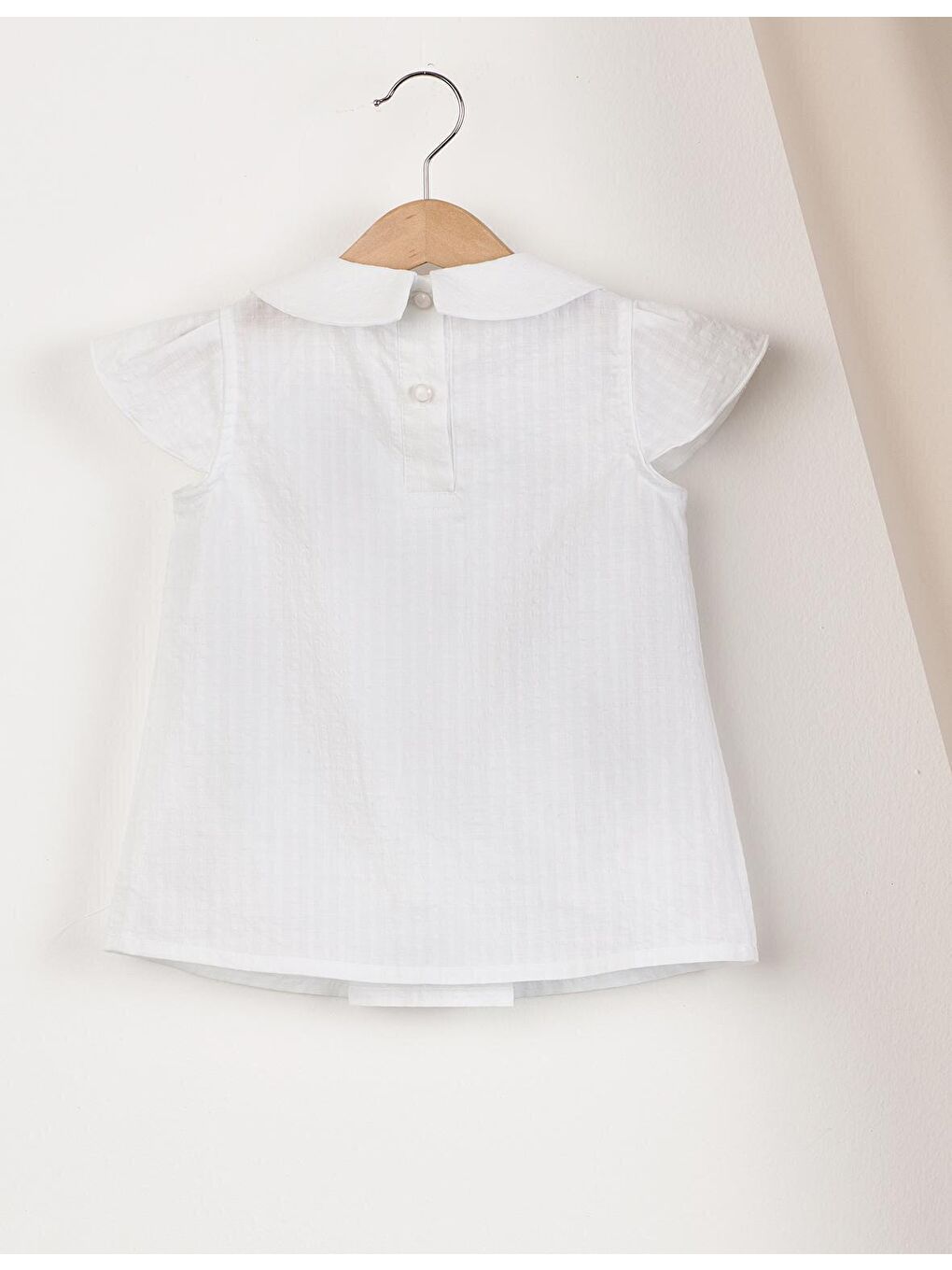 Beyaz Yakası Nakış Detaylı Bluz-3