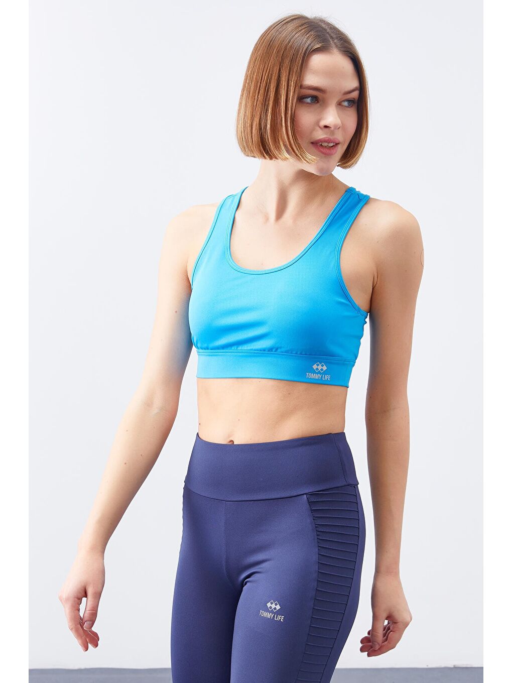 Turkuaz Sırt Detaylı Dar Kalıp U Yaka Kadın Spor Büstiyer - 97120-1