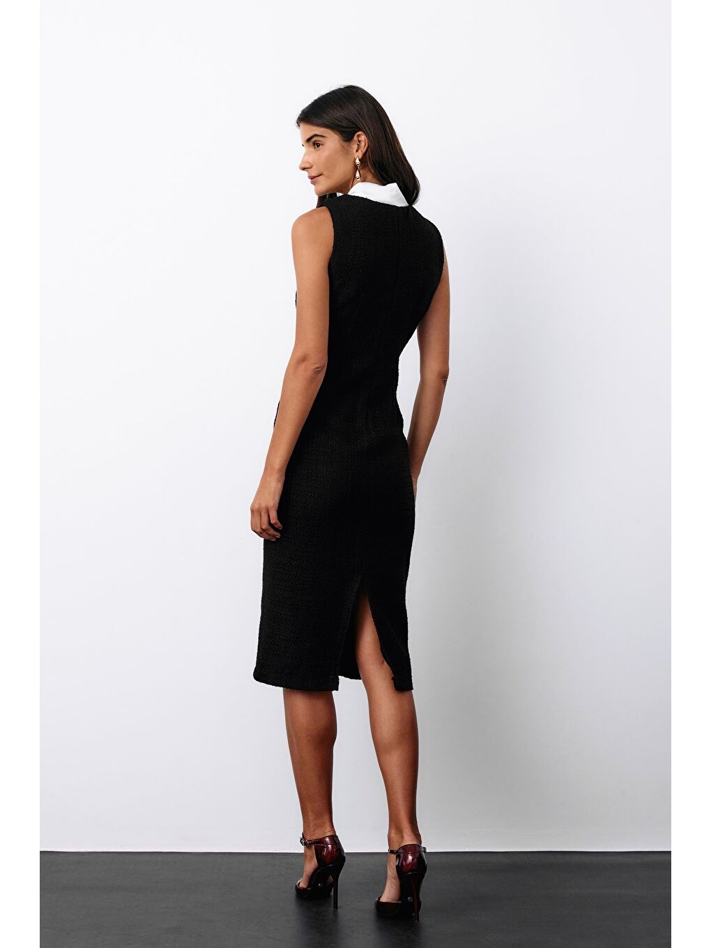 Fularlı Kolsuz Tüvit Elbise - Siyah-5