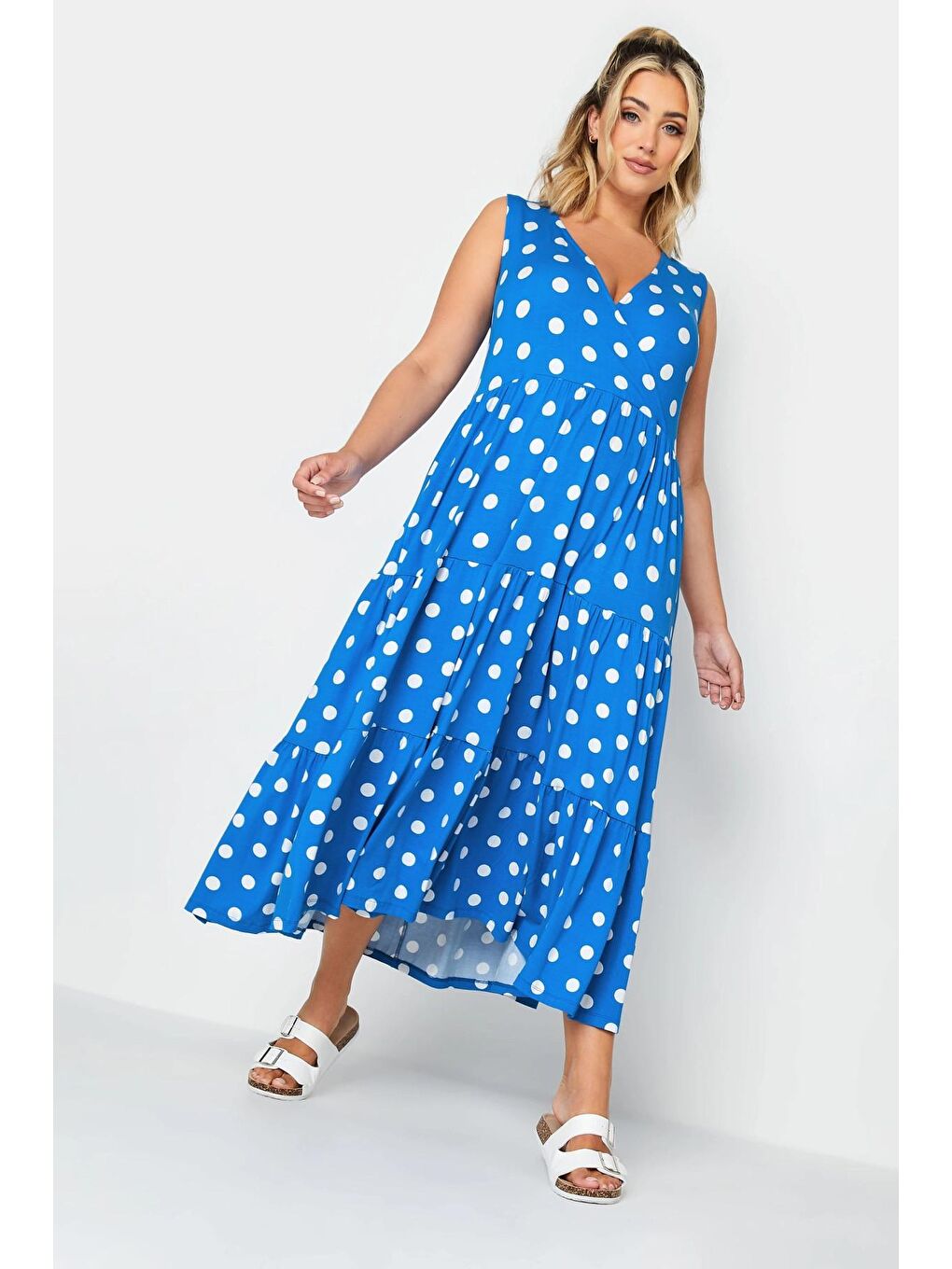 Mavi Büyük Beden Sıfır Kol Büyük Puantiyeli V Yaka Midi Boy Elbise 302353