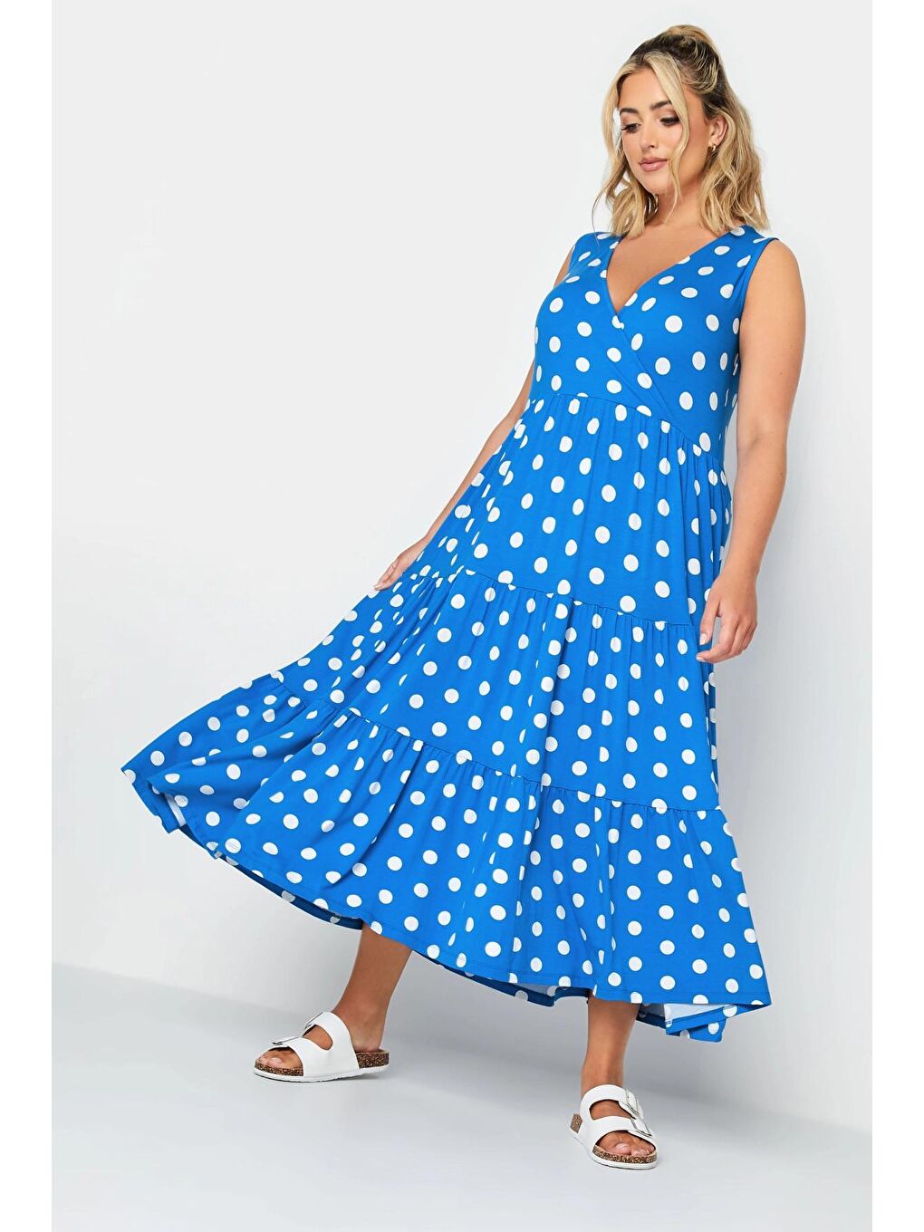 Mavi Büyük Beden Sıfır Kol Büyük Puantiyeli V Yaka Midi Boy Elbise 302353-1