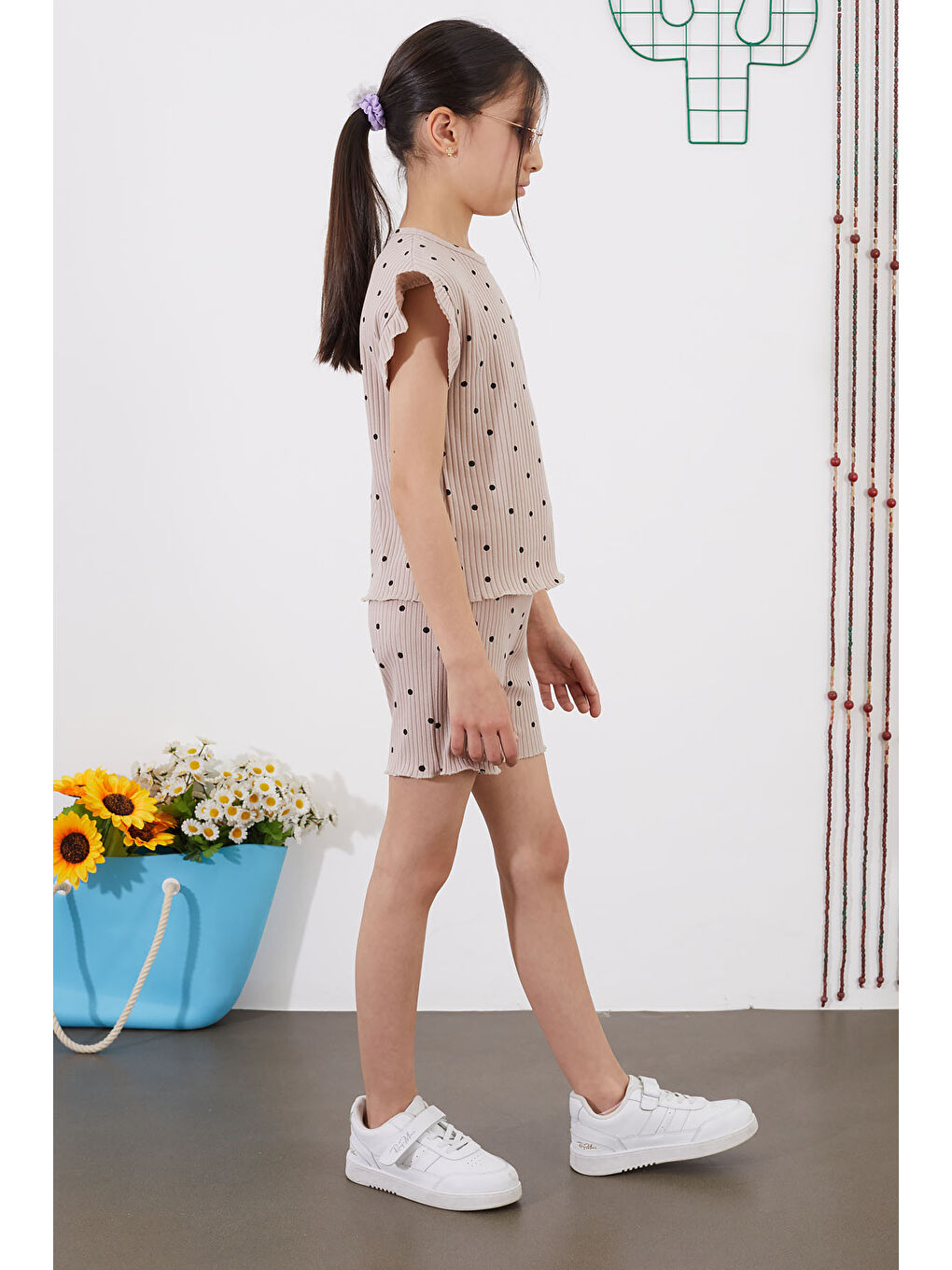 Bej Puantiyeli Şortlu Bluzlu Kız Çocuk Takım 18686-1