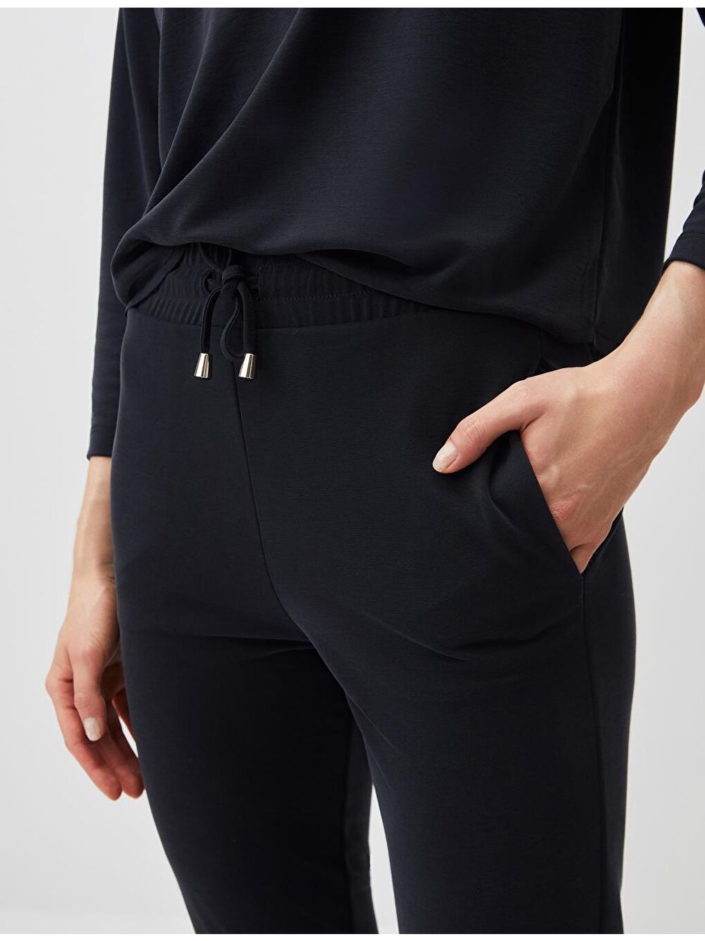 Siyah Yüksek Bel Rahat Jogger Pantolon-1