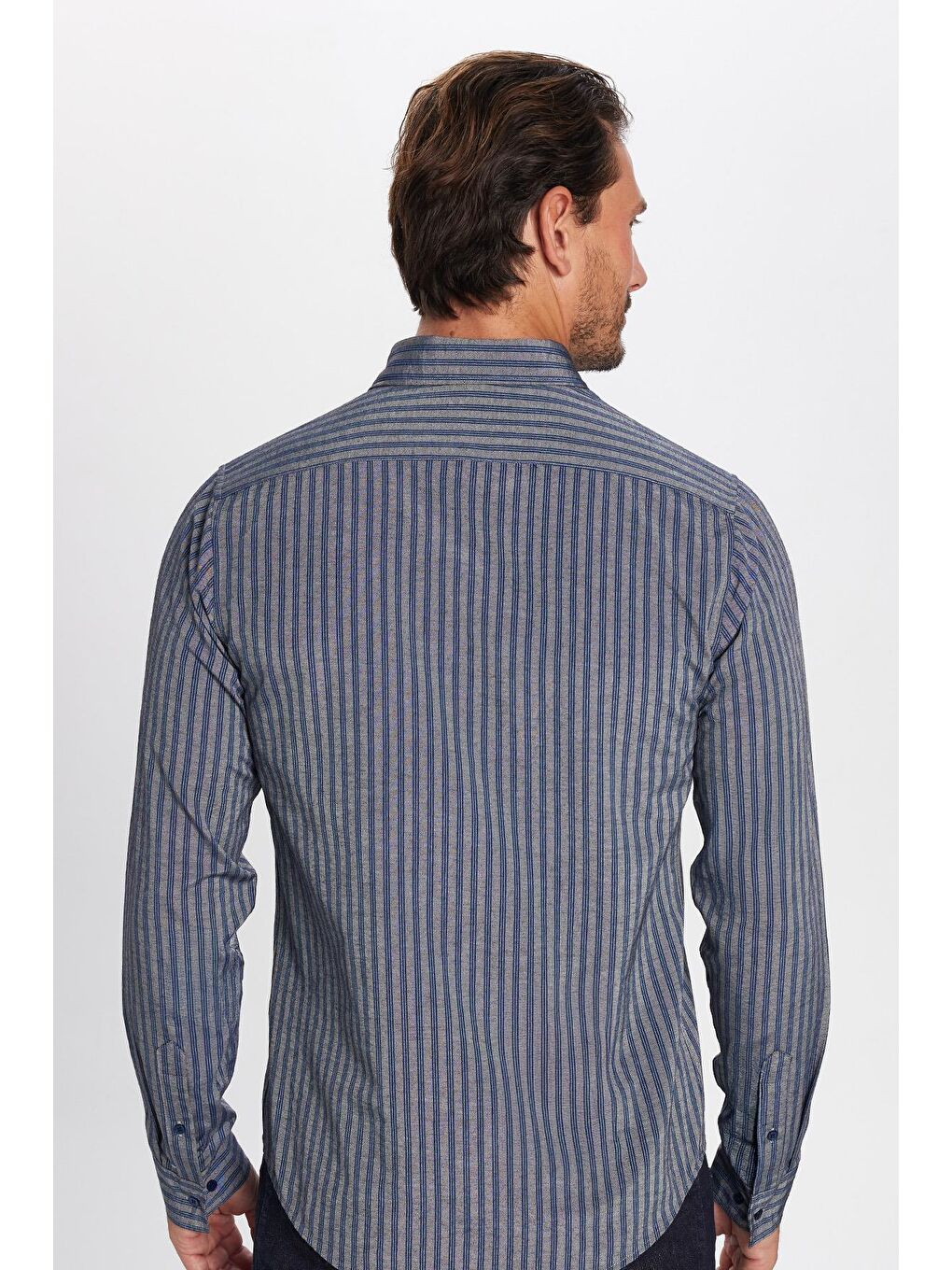 Erkek Slim Fıt Dar Kesim Uzun Kollu Pamuklu Kolay Ütü Çizgili Gri Düğmeli Yaka Gömlek-4