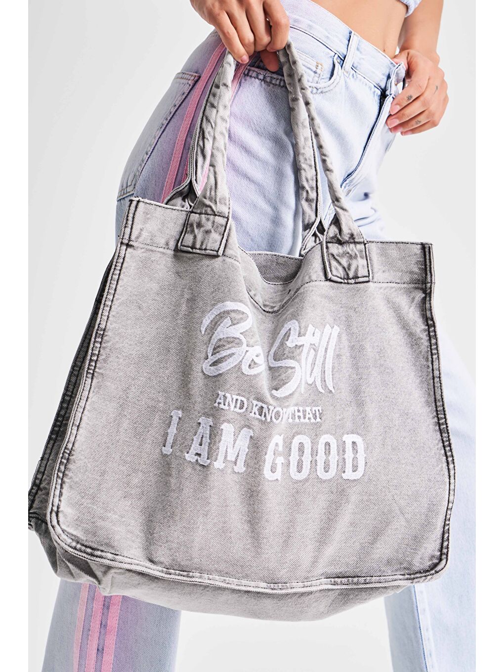 Mavi Askılı Koyu Jean Rengi Körüklü İki Cepli Denim Çanta-2