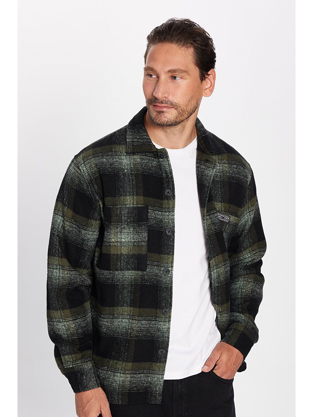 Karışık Erkek Relax Fit Rahat Kesim Oduncu Çift Cepli Kareli Yırtmaçlı Kışlık Gömlek-3