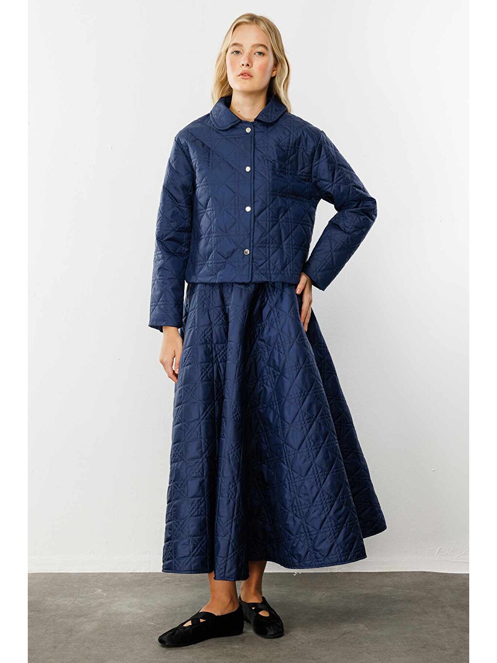 Kapitone Lacivert Crop Ceket