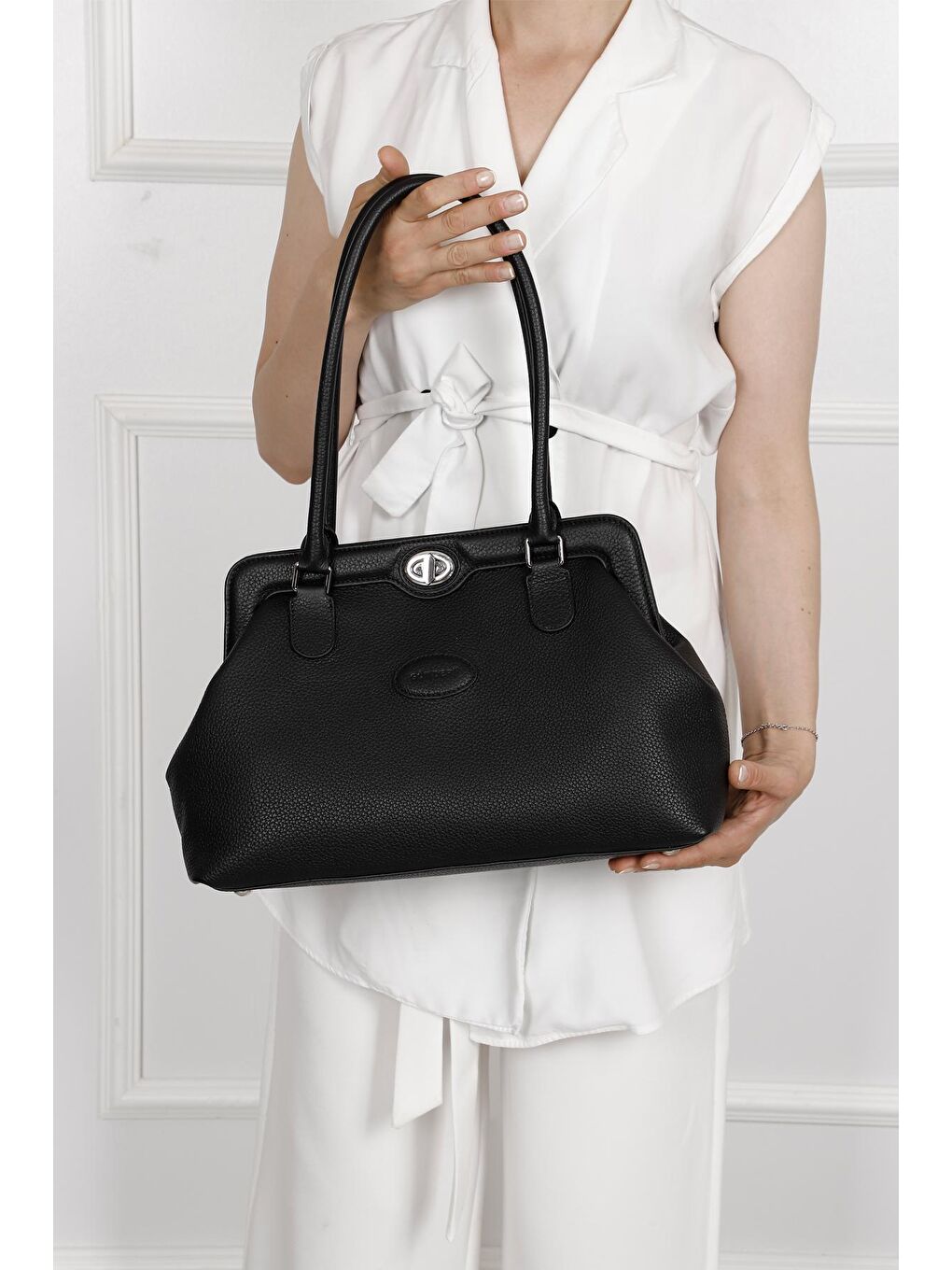 Siyah Platinum Hakiki Deri Büyük Boy Kadın Omuz Ve El Çantası B8397