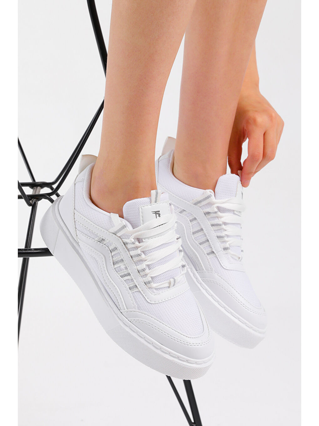 Kadın Beyaz Eva Faylon Taban Yanı Çizgili Sneaker-4