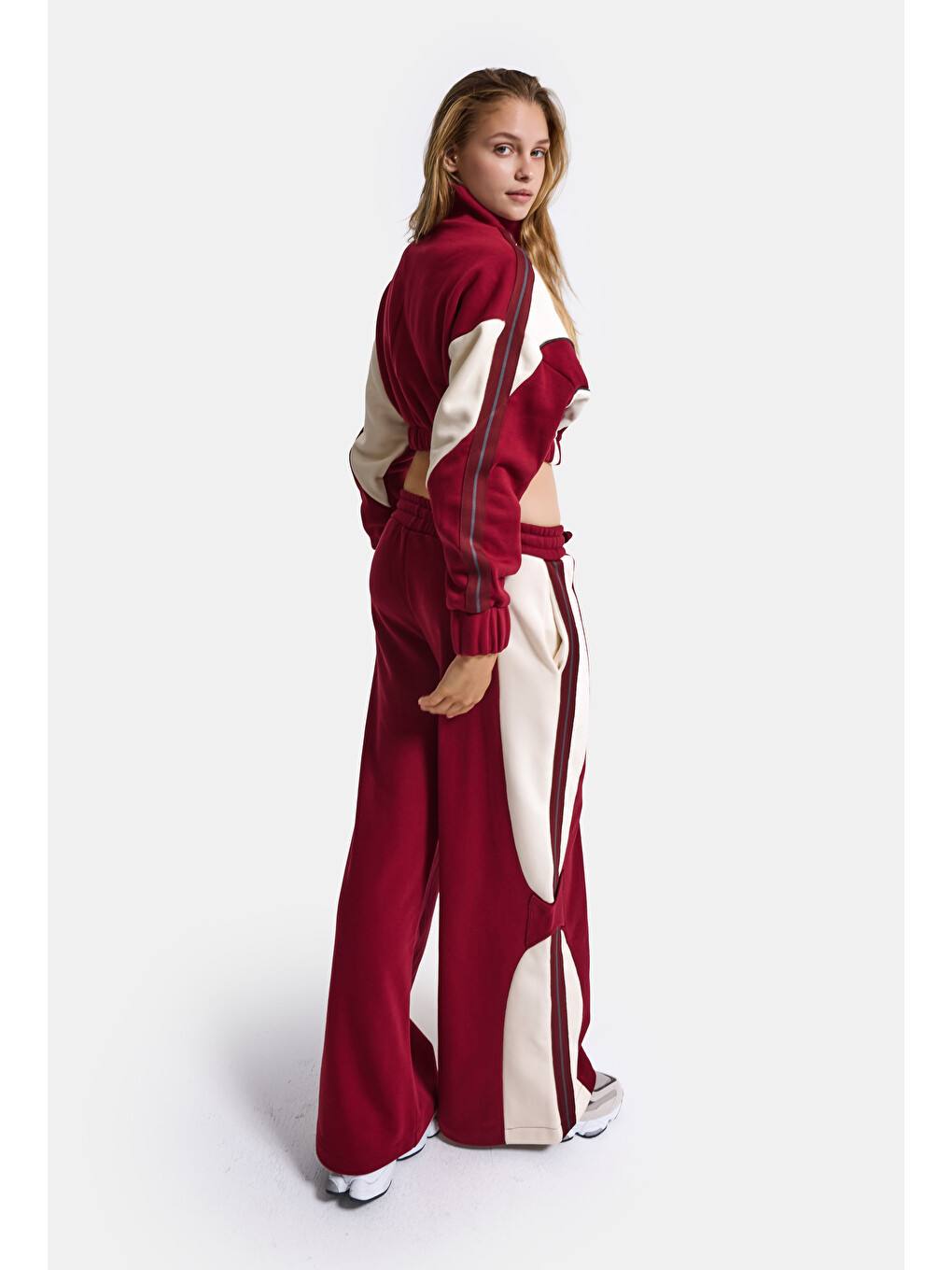 Kadın Bordo Bej W6-35 Crop Sweatshirt Eşofman Pantolon 2'li Tasarım Takım-5