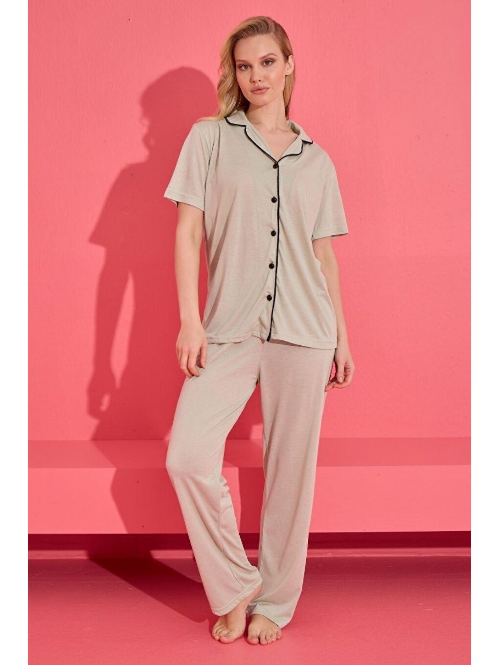 Yeşil Düğmeli Viskon Kumaş Kadın Pijama Takımı-1