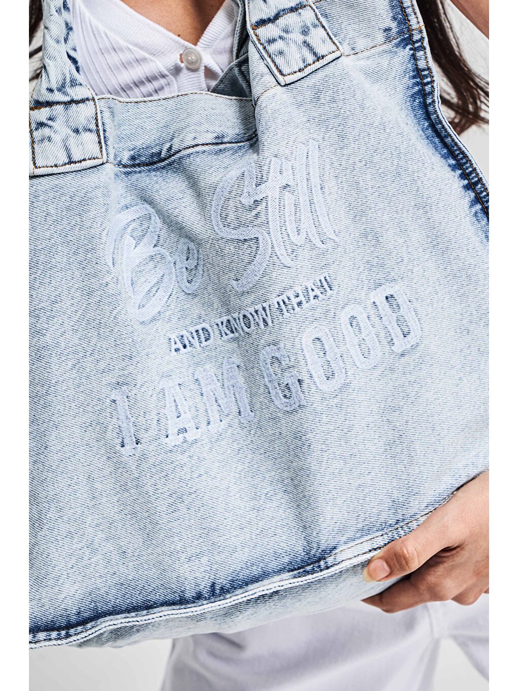 Mavi Jean Rengi 1-B-3W4-27 Nakışlı Körüklü Askılı Denim Çanta-3