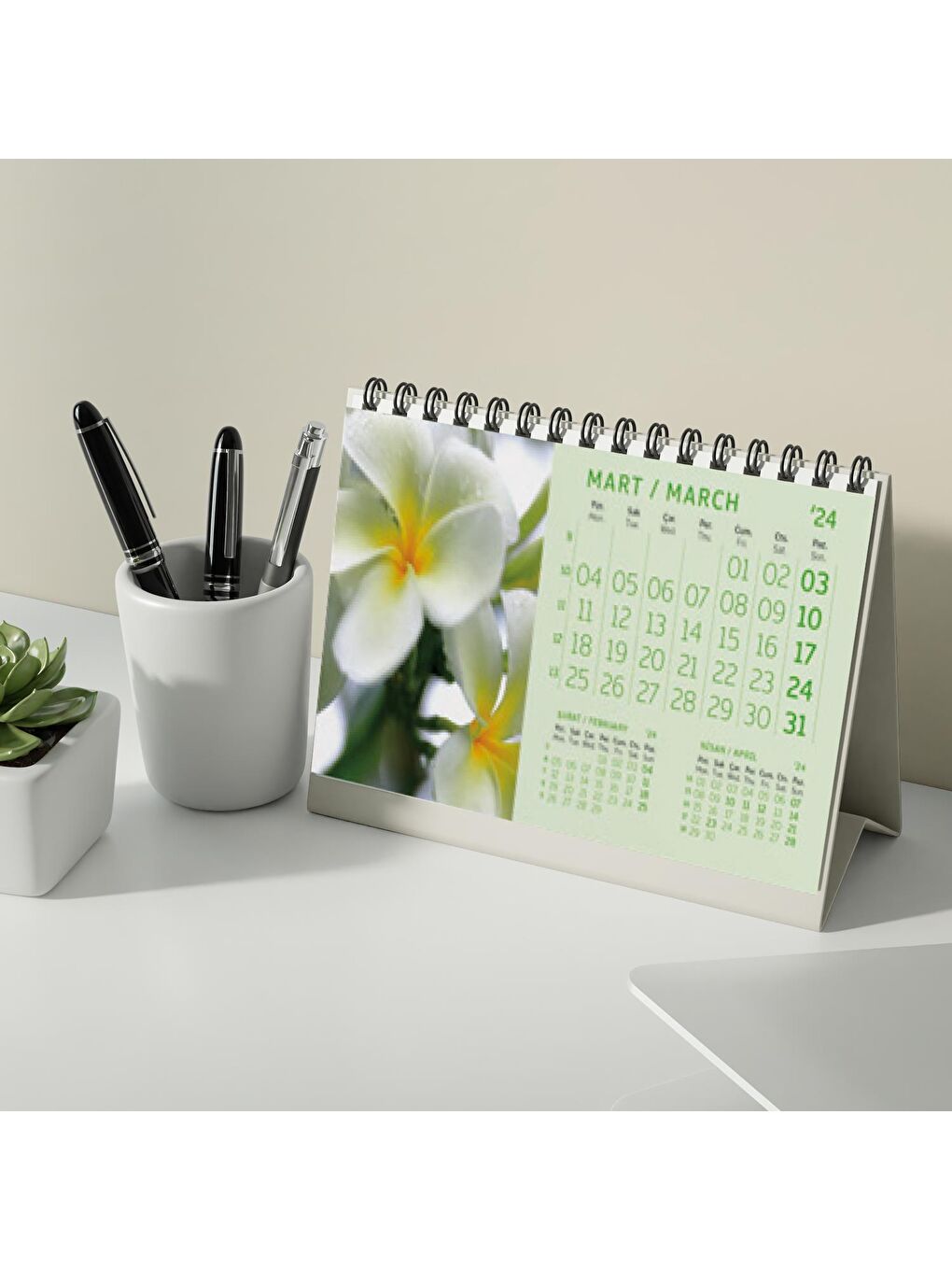 2024 917-BRS 9x17 cm Bristol Üçgen Masa Takvimi AJND