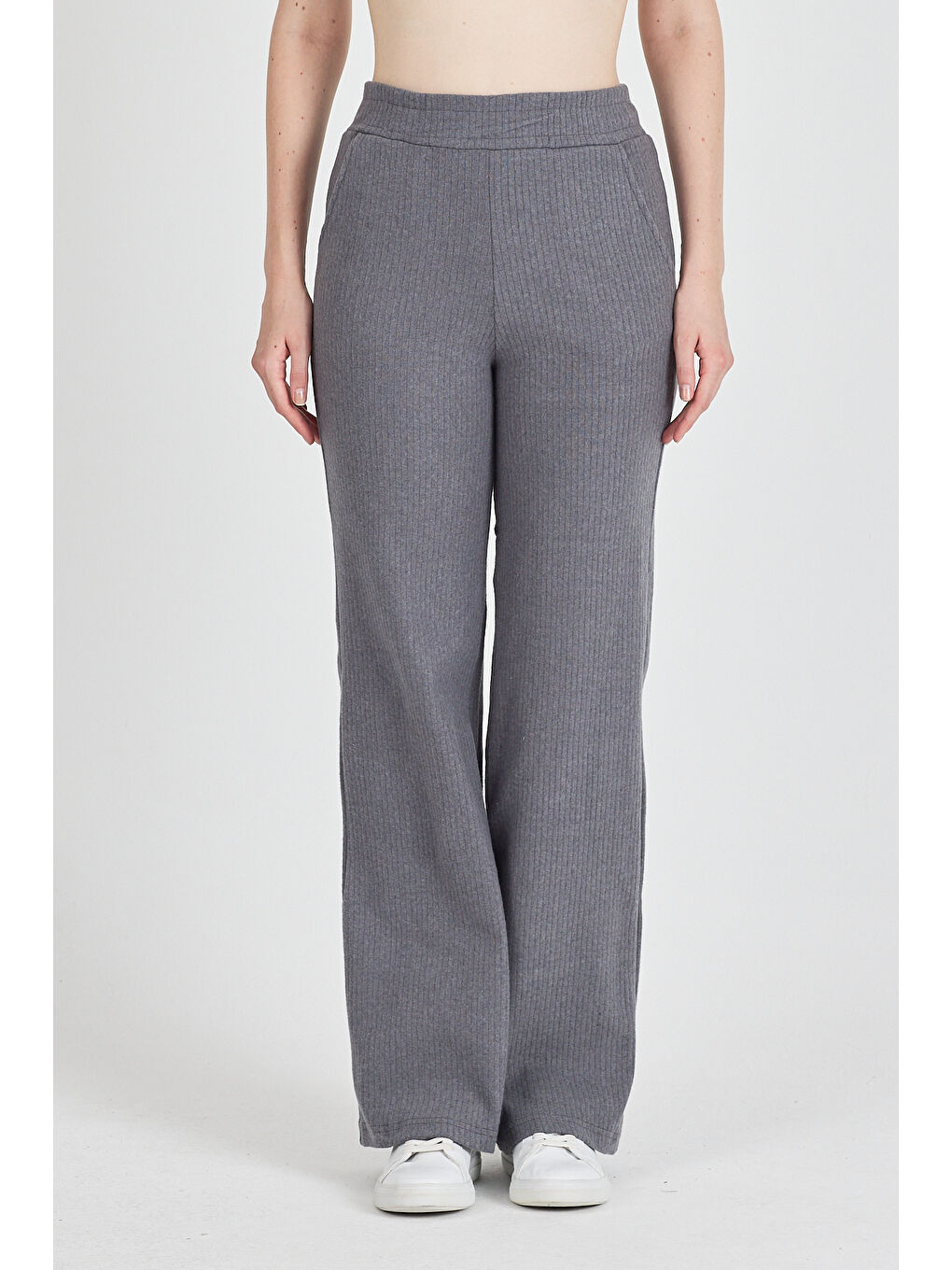 Gri Kadın Füme Yüksek Bel Bol Paça Kaşkorse Fitilli Cepli Pantolon Eşofman Altı-3