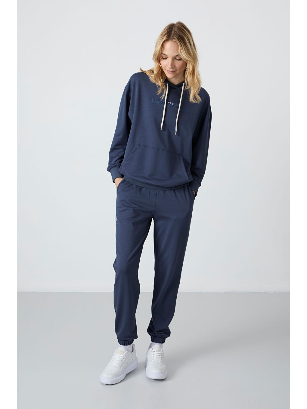 Petrol Kapüşonlu Kanguru Cep Oversize Lastik Paça Kadın Eşofman Takımı - 95288-4