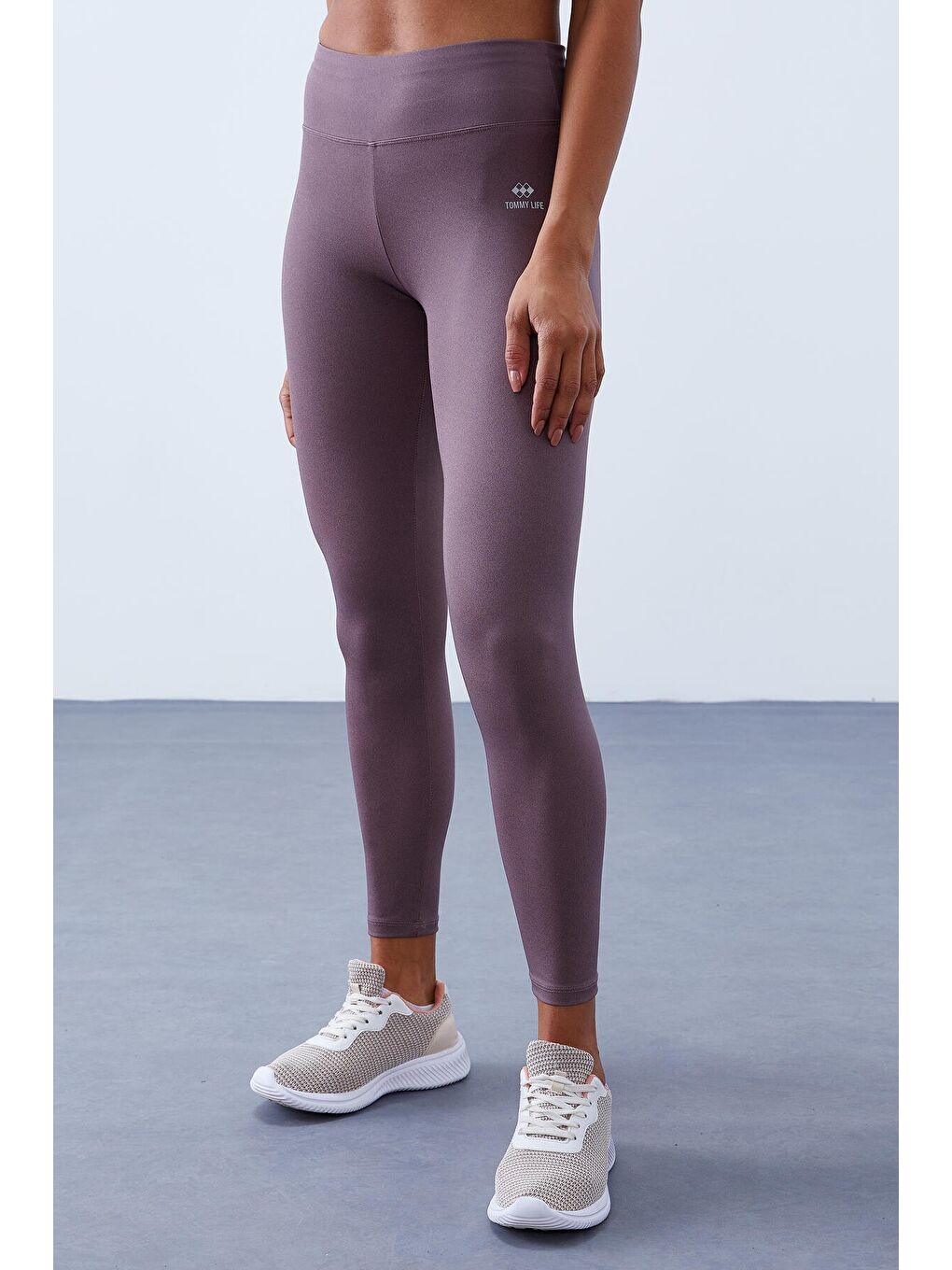 Pembe Gül Kurusu Yüksek Bel Toparlayıcılı Sırt Detaylı Slim Fit Büstiyer Kadın Tayt Takım - 95281-3