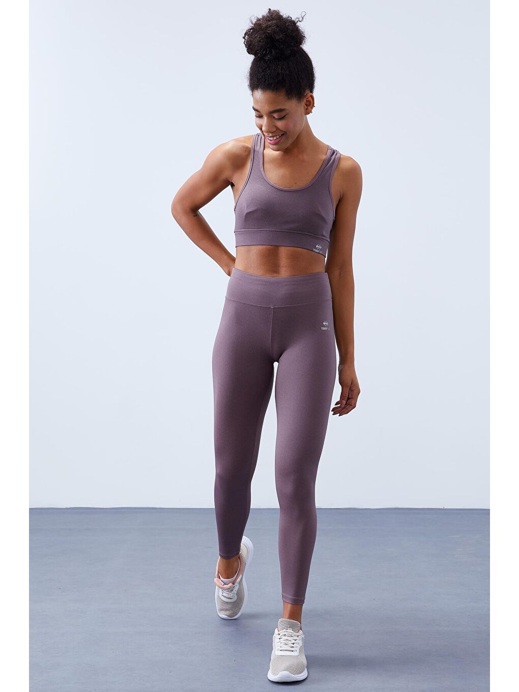 Pembe Gül Kurusu Yüksek Bel Toparlayıcılı Sırt Detaylı Slim Fit Büstiyer Kadın Tayt Takım - 95281-4