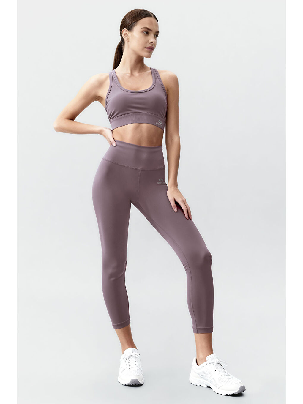 Pembe Gül Kurusu Yüksek Bel Toparlayıcı Çapraz Sırt Detaylı Slim Fit Kadın Tayt Takım - 95283-1