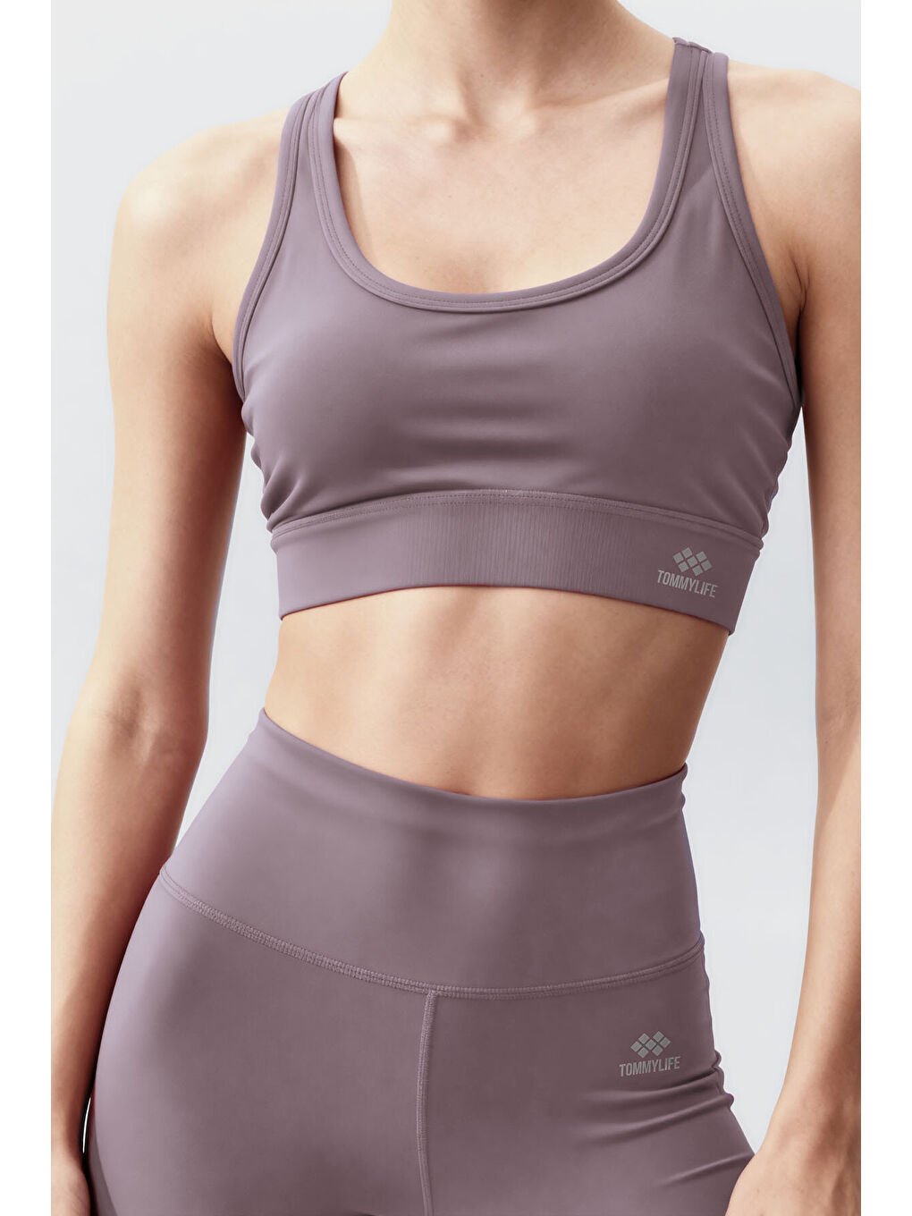 Pembe Gül Kurusu Yüksek Bel Toparlayıcı Çapraz Sırt Detaylı Slim Fit Kadın Tayt Takım - 95283-2