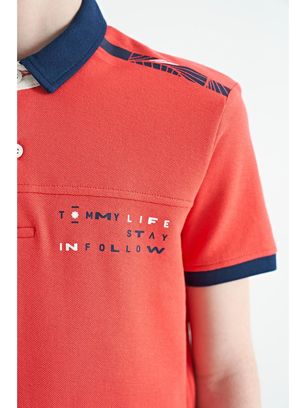 TOMMYLIFE Açık Kırmızı Coral Baskı Detaylı Standart Kalıp Polo Yaka Erkek Çocuk T-Shirt - 11140 - 3