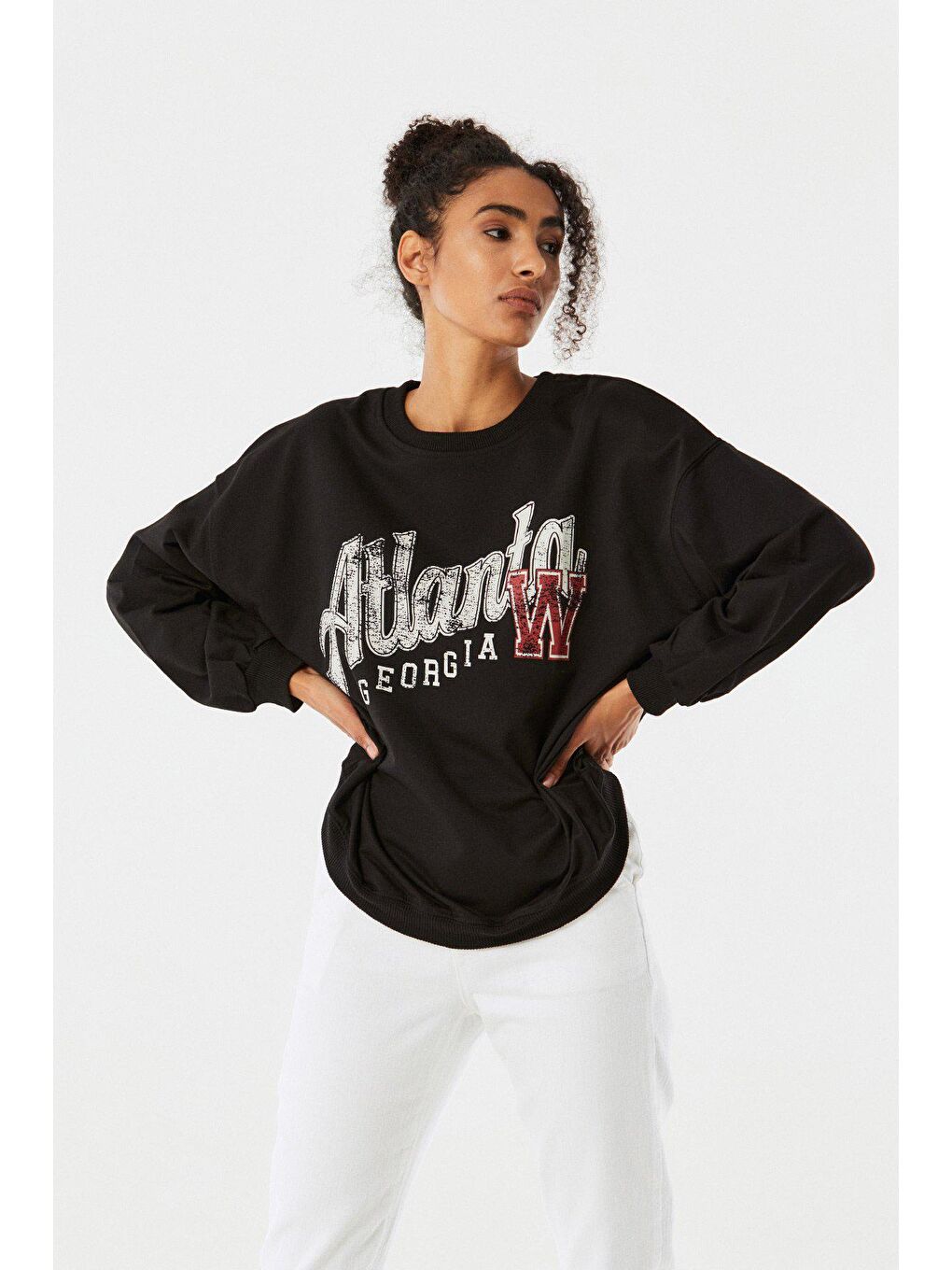 Siyah Atlanta Baskılı Bisiklet Yaka Sweatshirt-1