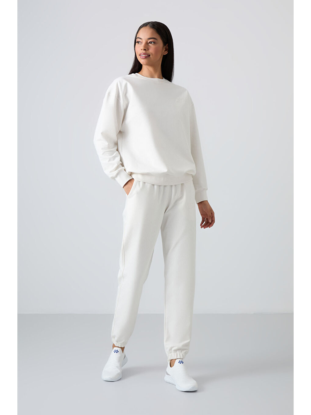 Ekru Bisiklet Yaka Oversize Lastik Paça Kadın Eşofman Takımı - 95287-4