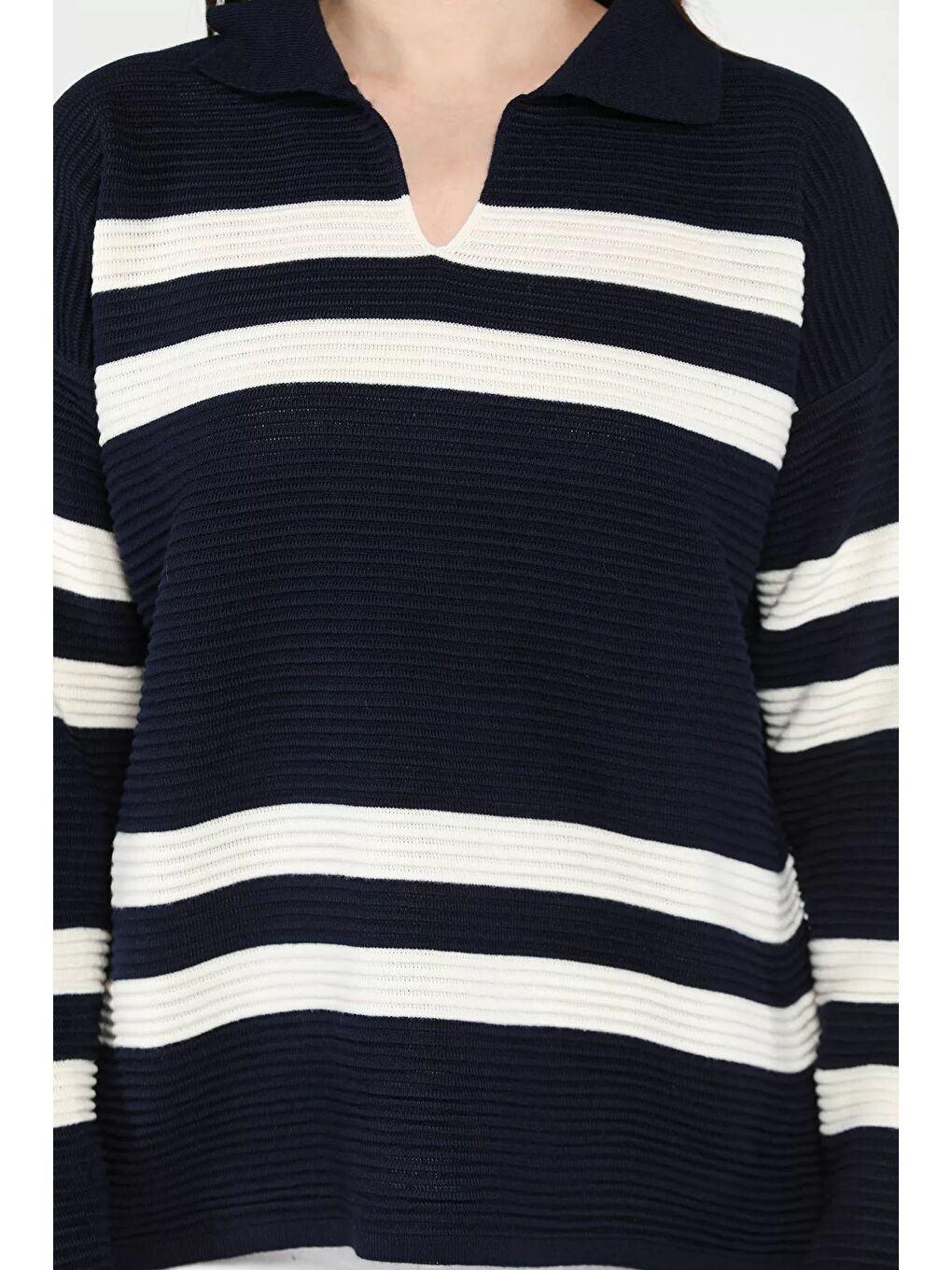 Lacivert Polo Yaka Çizgili Kadın Triko Kazak-3