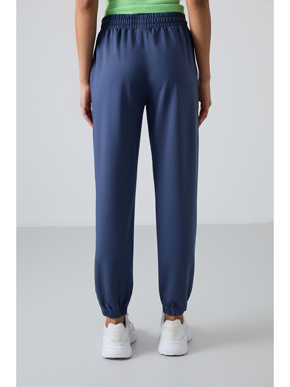 Petrol Cepli Yüksek Bel Rahat Form Lastik Paça Kadın Eşofman Alt - 94583-4