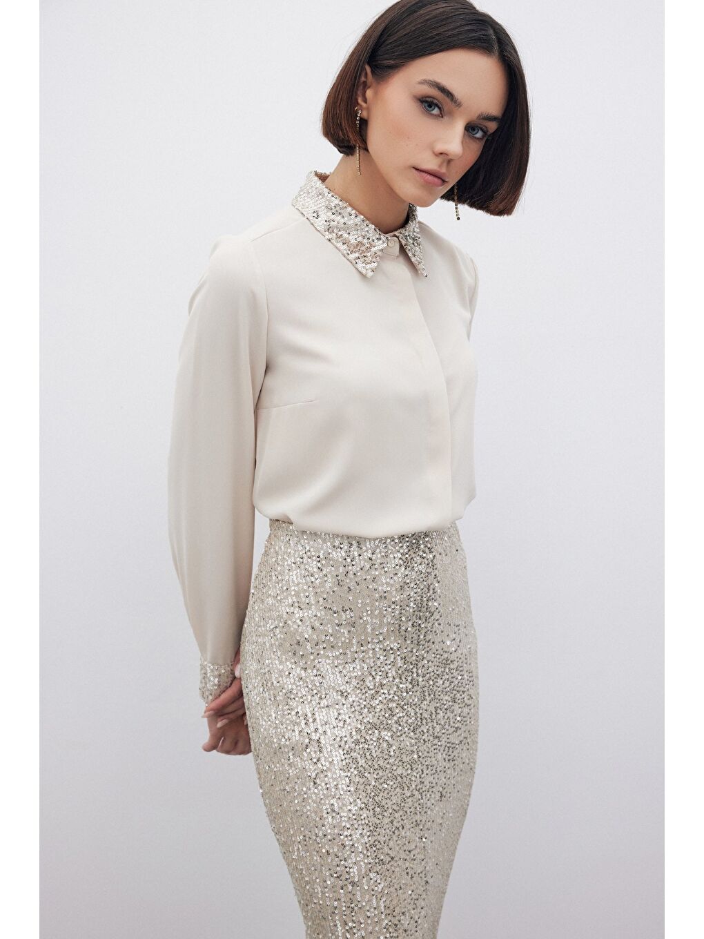 Payet Detaylı Klasik Gömlek - Bej-4