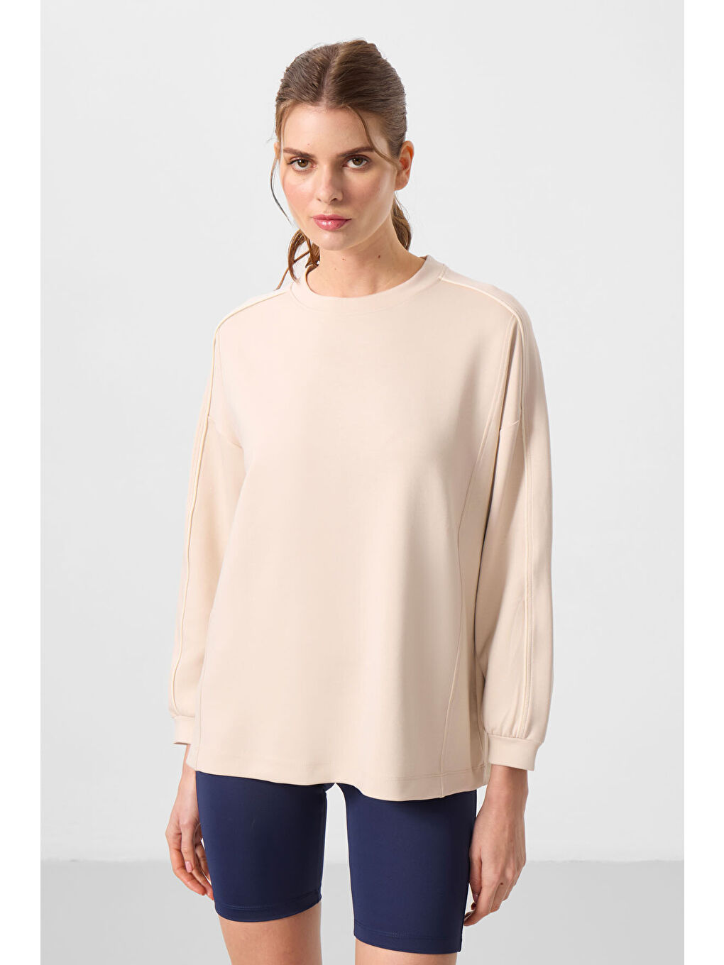 Bej Yumuşak Dokulu O Yaka Oversize Kadın Tunik Sweatshirt - 97303