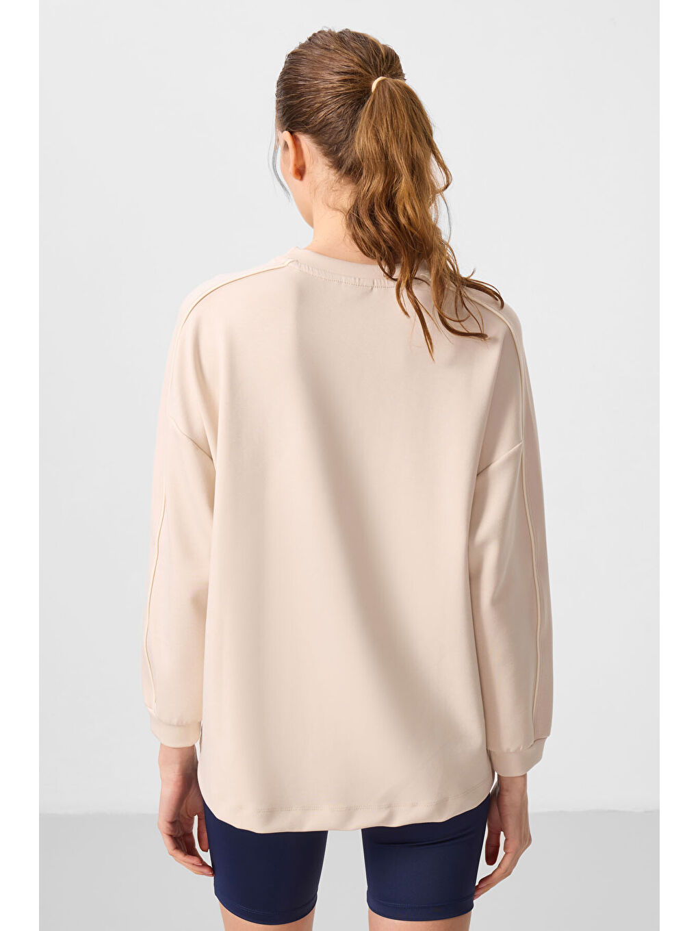 Bej Yumuşak Dokulu O Yaka Oversize Kadın Tunik Sweatshirt - 97303-8