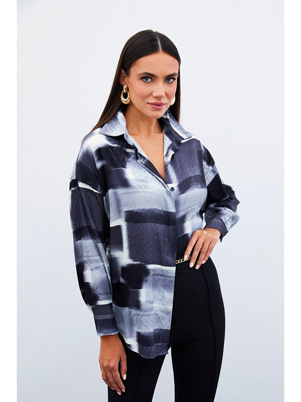 Desenli Uzun Gömlek - Siyah