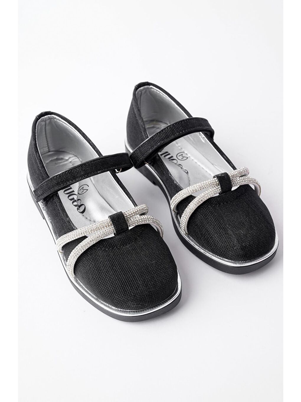 Siyah Günlük Ortopedik Hafif Taban Taşlı ve Cırtlı Kız Çocuk Babet