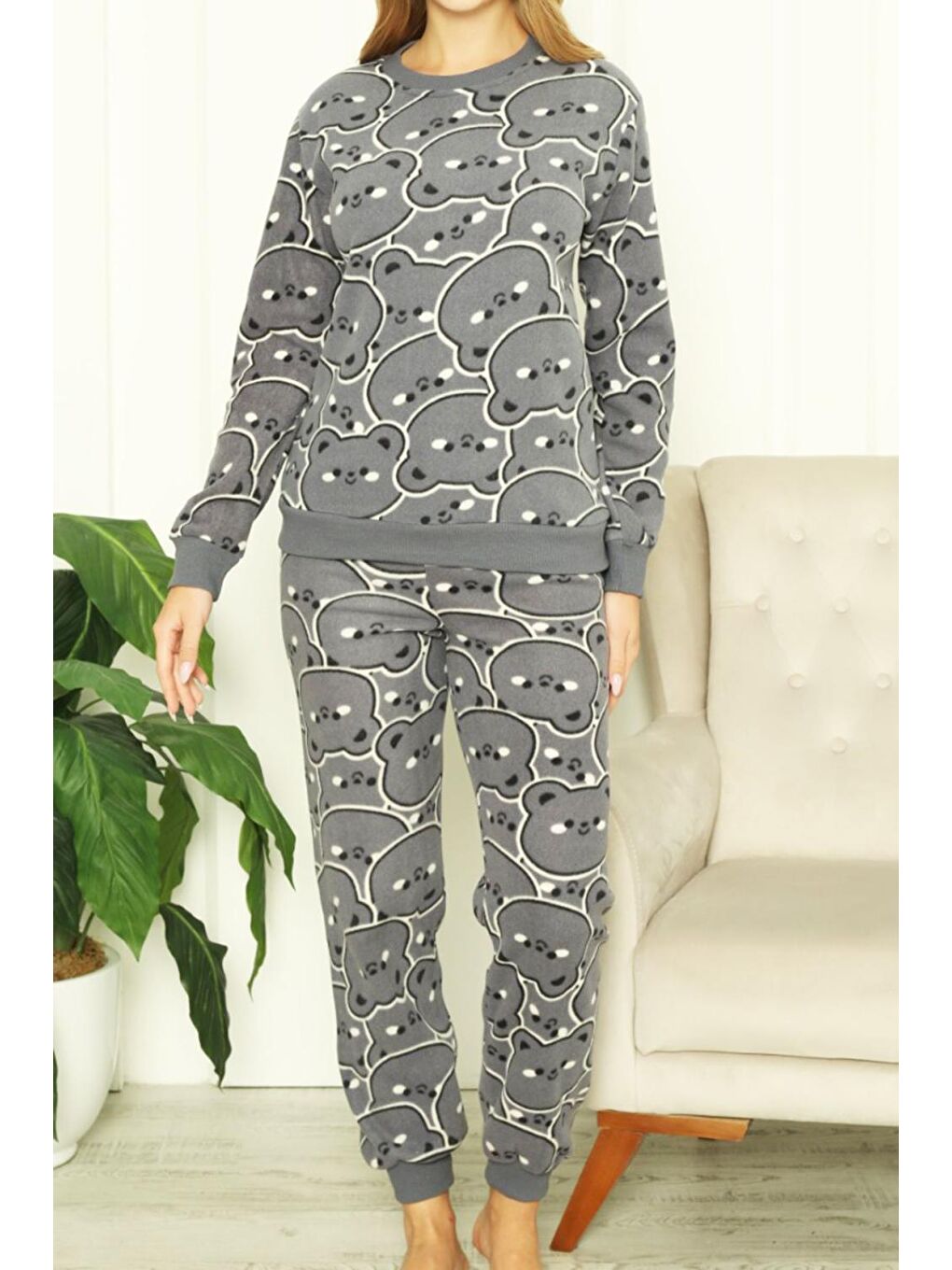 Gri Kadın Pelüş Pijama Takimi Welsoft GRİ