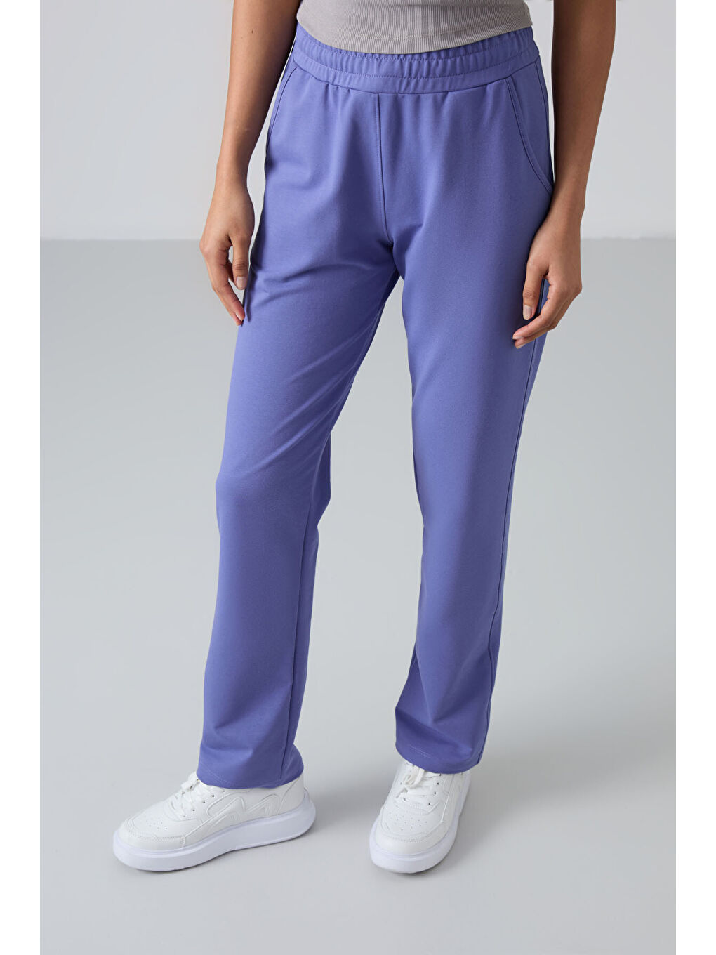 Mor Eflatun Yüksek Bel Cepli Rahat Form Klasik Paça Kadın Eşofman Alt - 94584-1