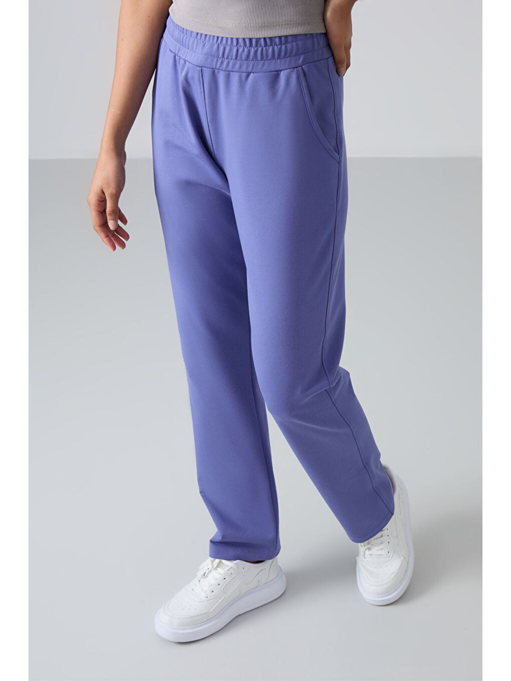 Mor Eflatun Yüksek Bel Cepli Rahat Form Klasik Paça Kadın Eşofman Alt - 94584-3