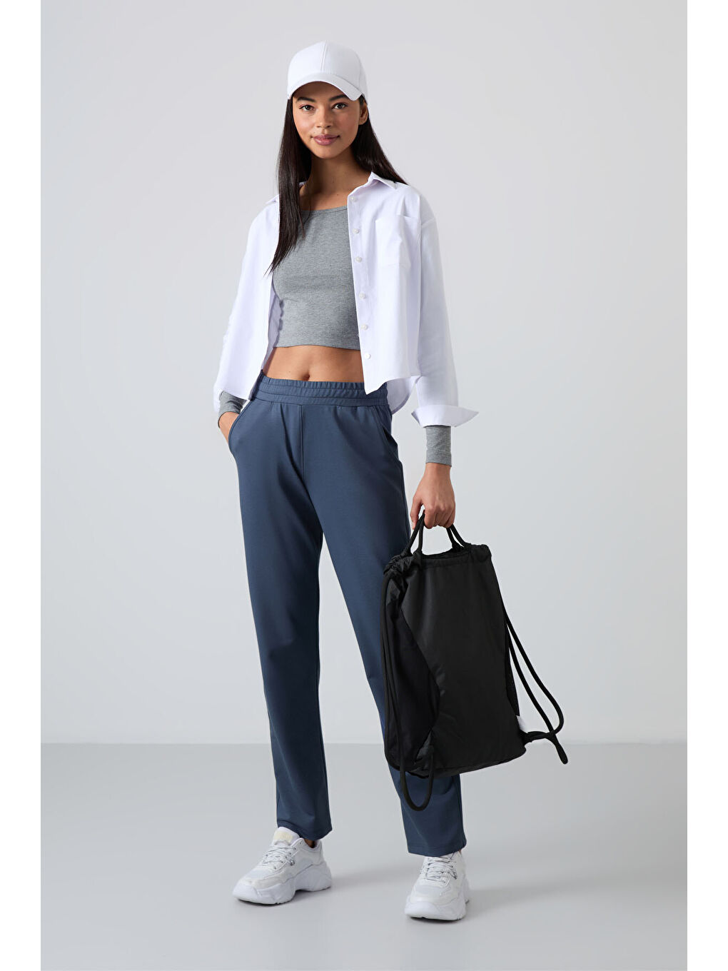 Petrol Yüksek Bel Cepli Rahat Form Klasik Paça Kadın Eşofman Alt - 94584-4