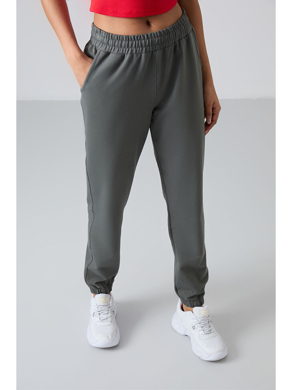 Yeşil Çağla Cepli Yüksek Bel Rahat Form Lastik Paça Kadın Eşofman Alt - 94583-3