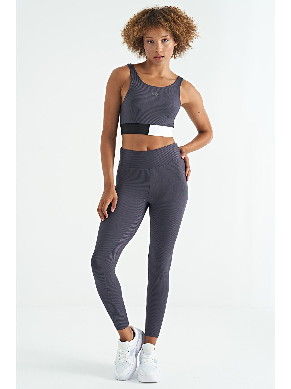 Antrasit Renk Bloklu Logo Baskılı Dar Kalıp Fitilli Kadın Büstiyer - 97275-2