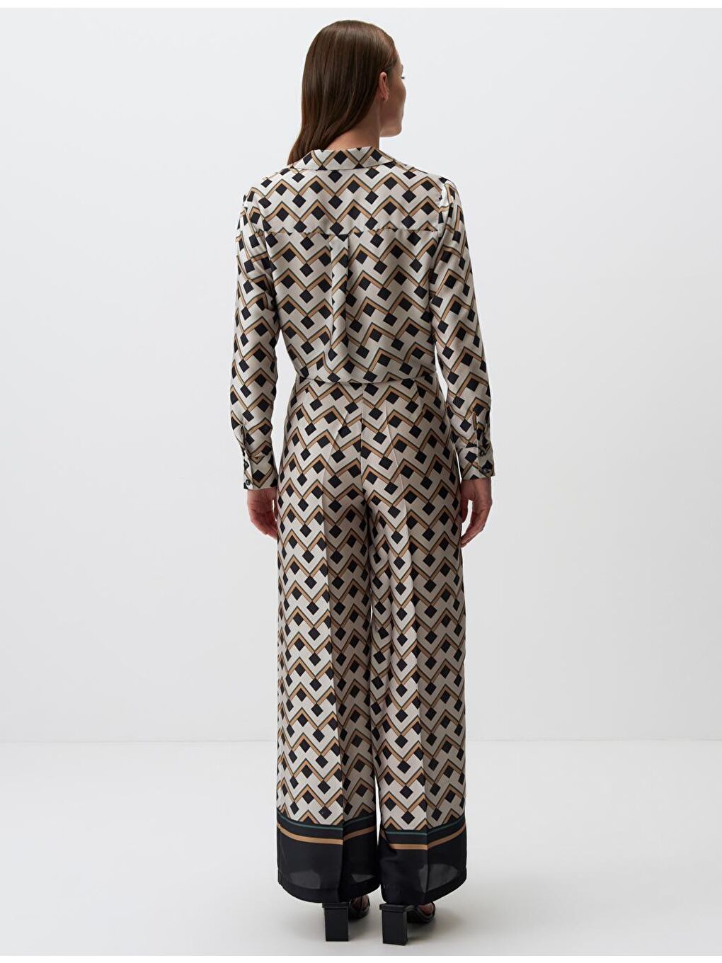 Ekru Yüksek Bel Geometrik Desenli Saten Pantolon-5