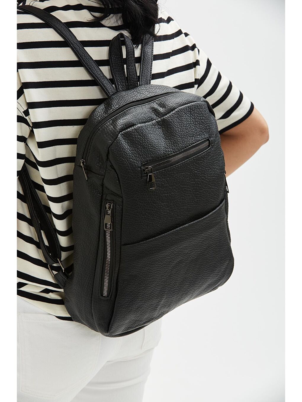 Yıkanmış Deri Elisa Kadın Sırt Çanta Siyah