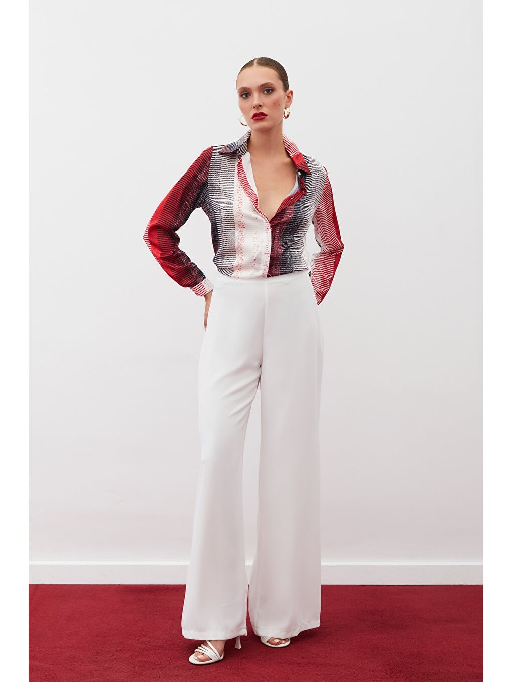 Desenli Düz Gömlek - Kırmızı-1