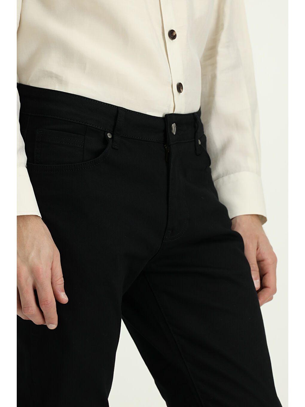 Siyah Regular Fit Elastanlı Denim Pantolon-4