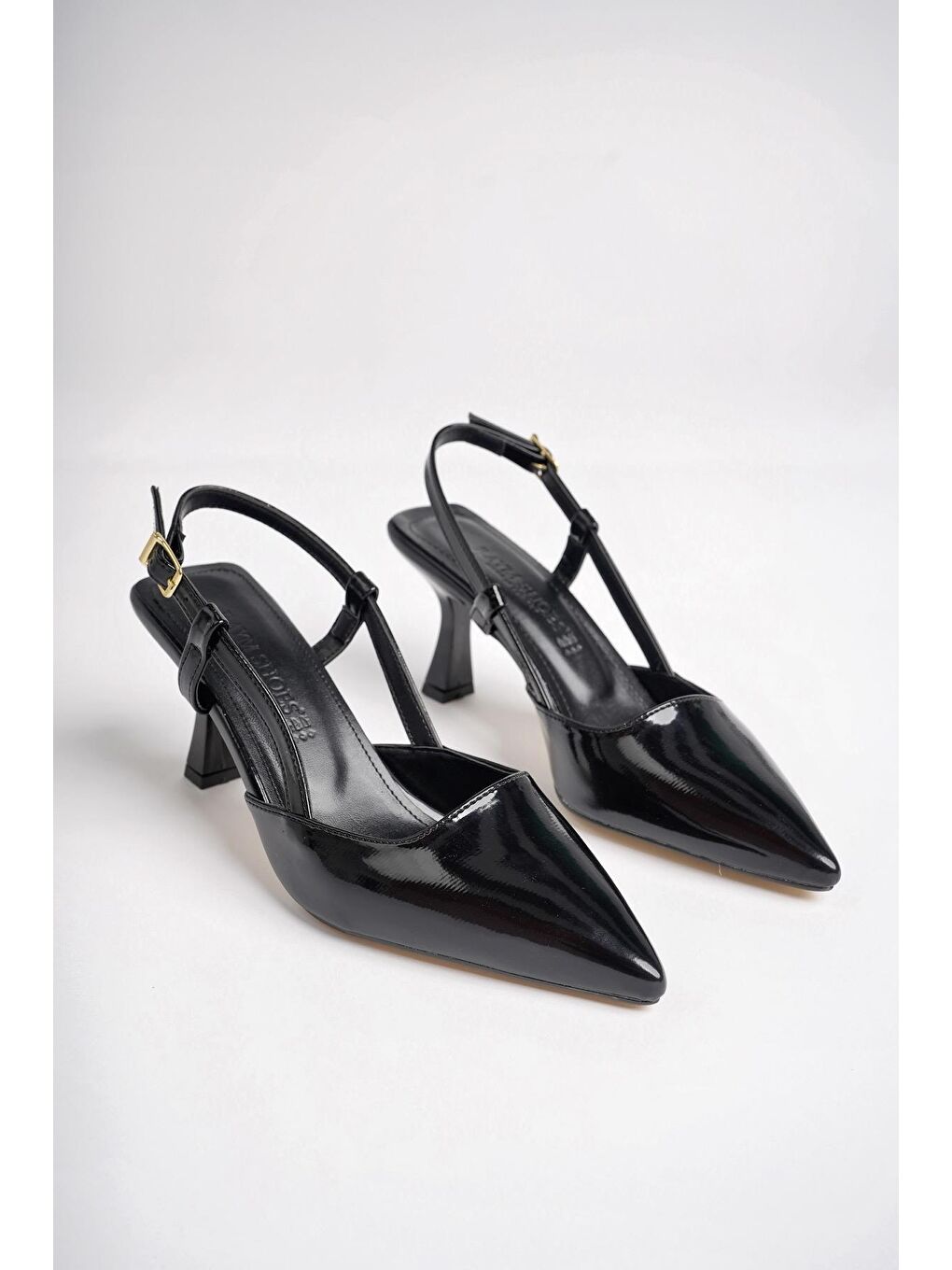 Siyah ZENDAYA Sivri Burun Yanları Açık Kadın Klasik Topuklu Ayakkabı