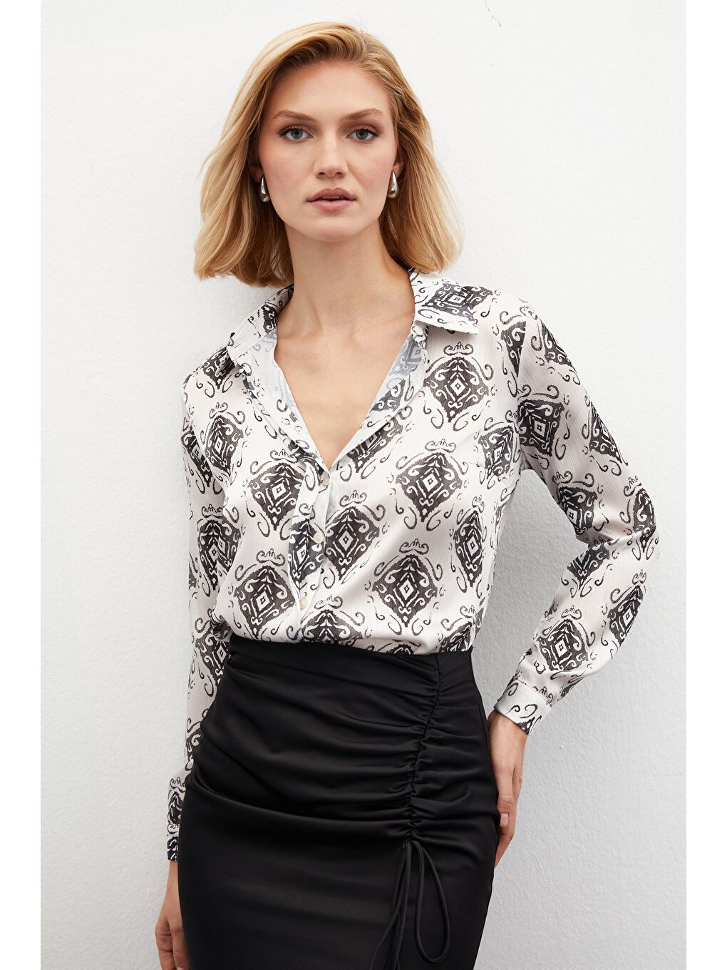 Desenli Düz Gömlek - Siyah-3