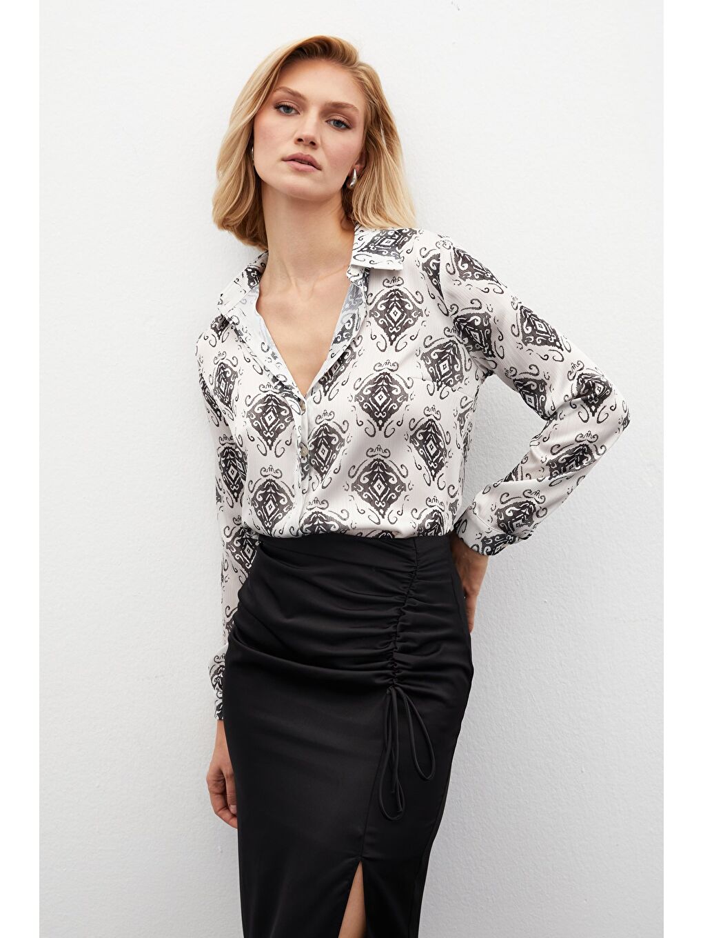 Desenli Düz Gömlek - Siyah-4